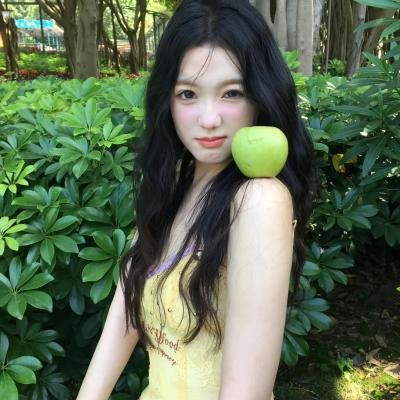 霓虹灯下的哨兵